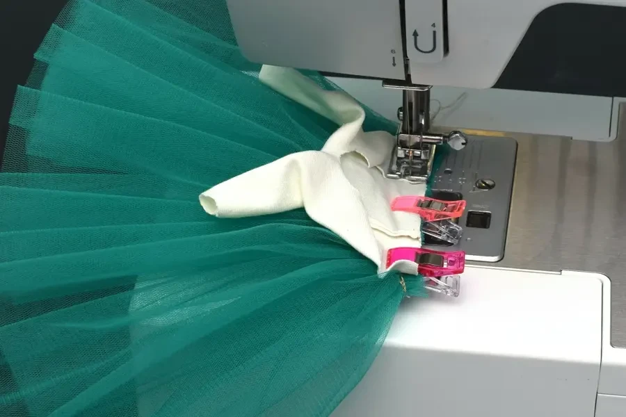 Best Sewing Machine for Doll Clothes